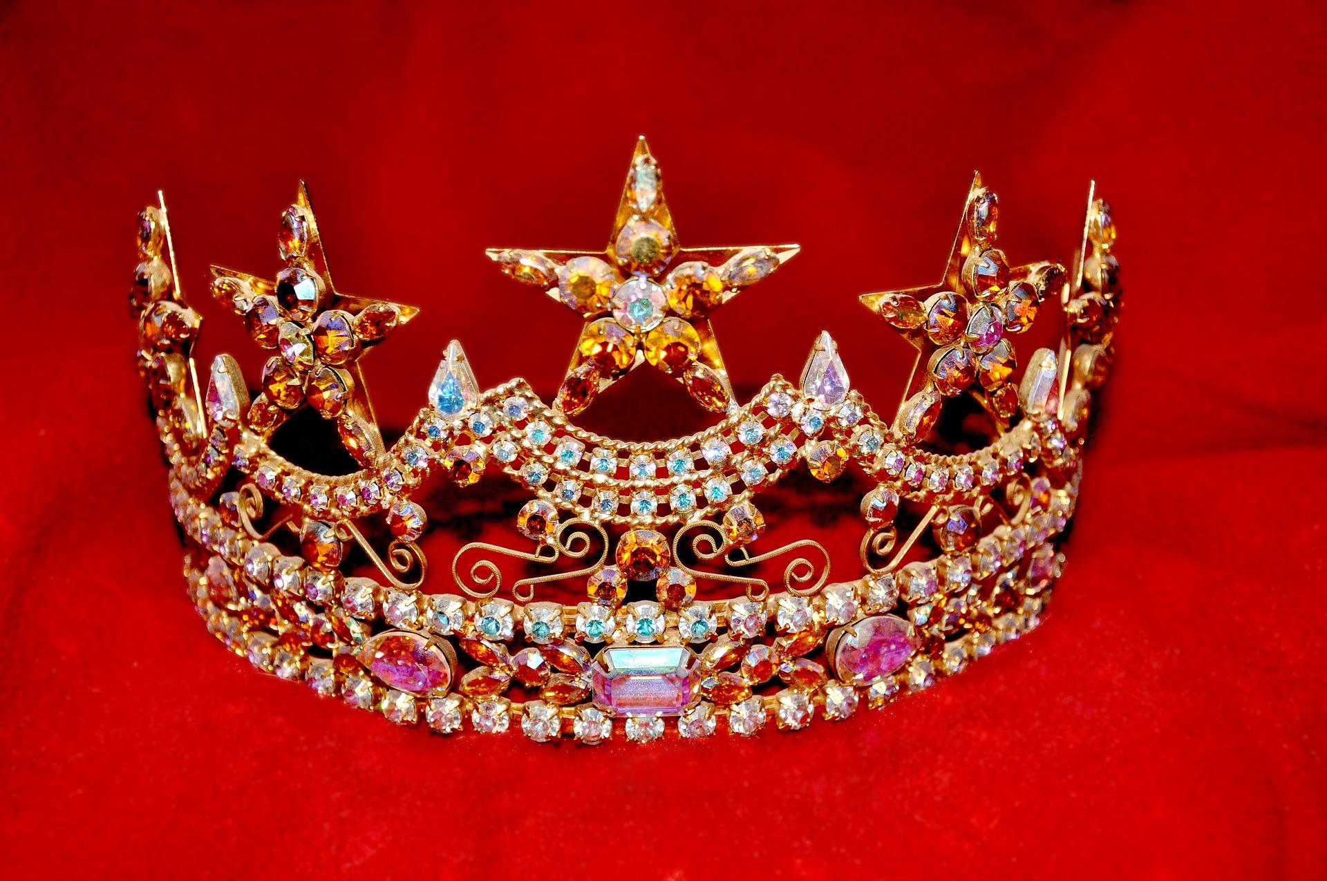 Image of a crown for the winner
